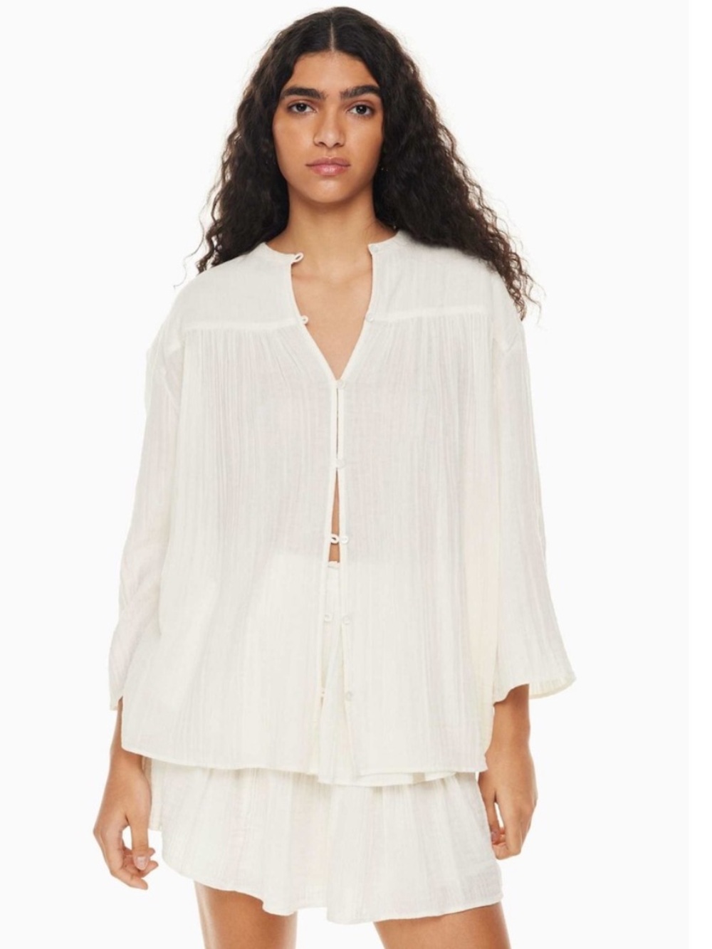 Aritzia Little Moon Sofia White Crinkle Gauze Button Blouse